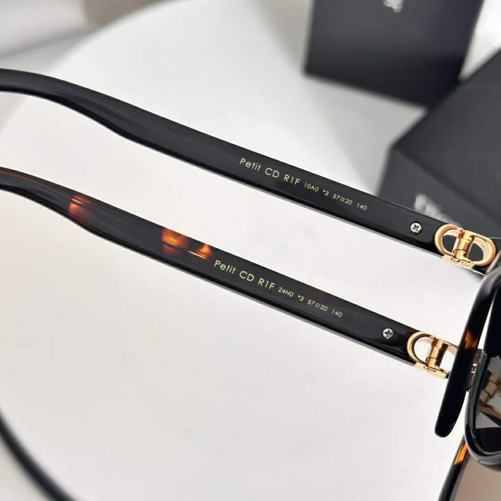 Picture of Dior Sunglasses _SKUfw76014756fw